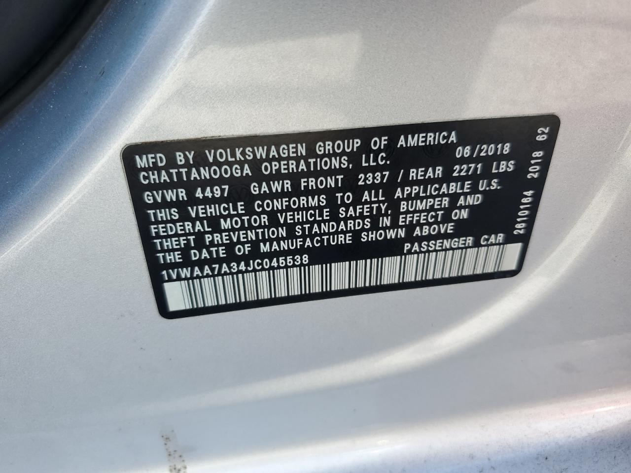 2018 Volkswagen Passat - Image 13