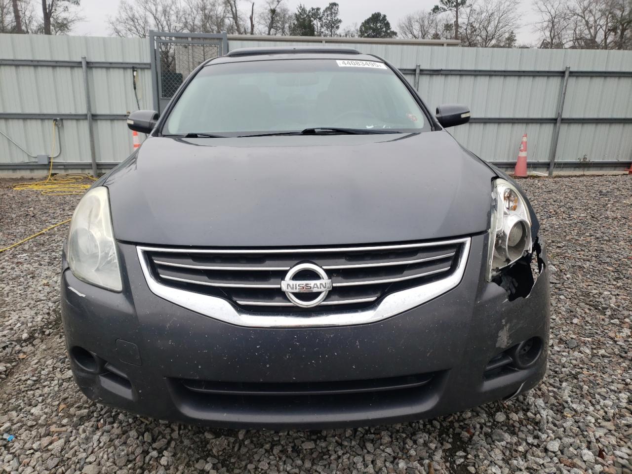 2011 Nissan Altima - Image 5
