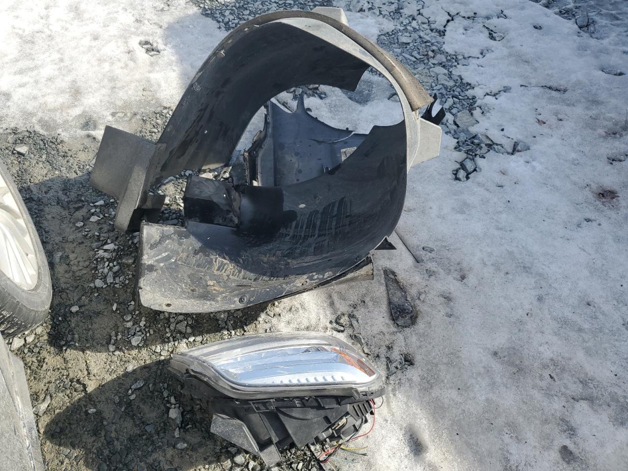 2017 GMC Terrain - Image 13