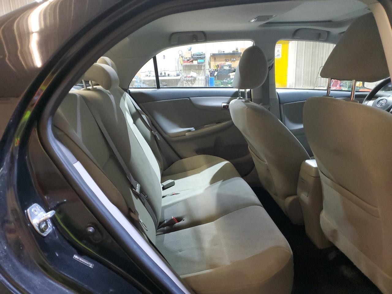 2010 Toyota Corolla - Image 10