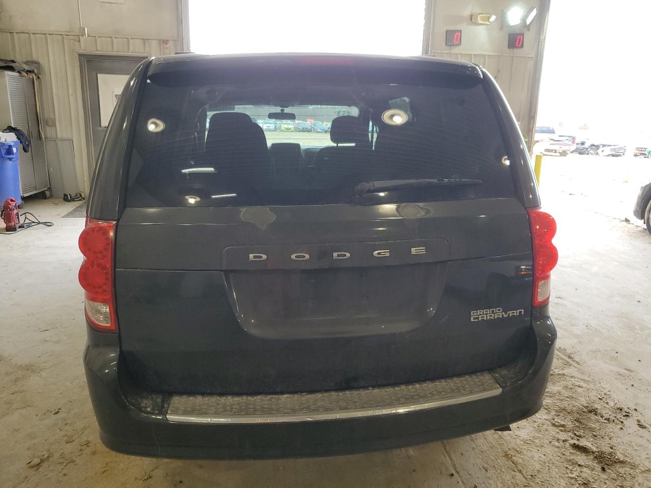 2012 Dodge Caravan - Image 6