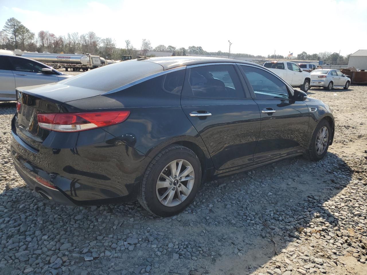 2016 Kia Optima - Image 3