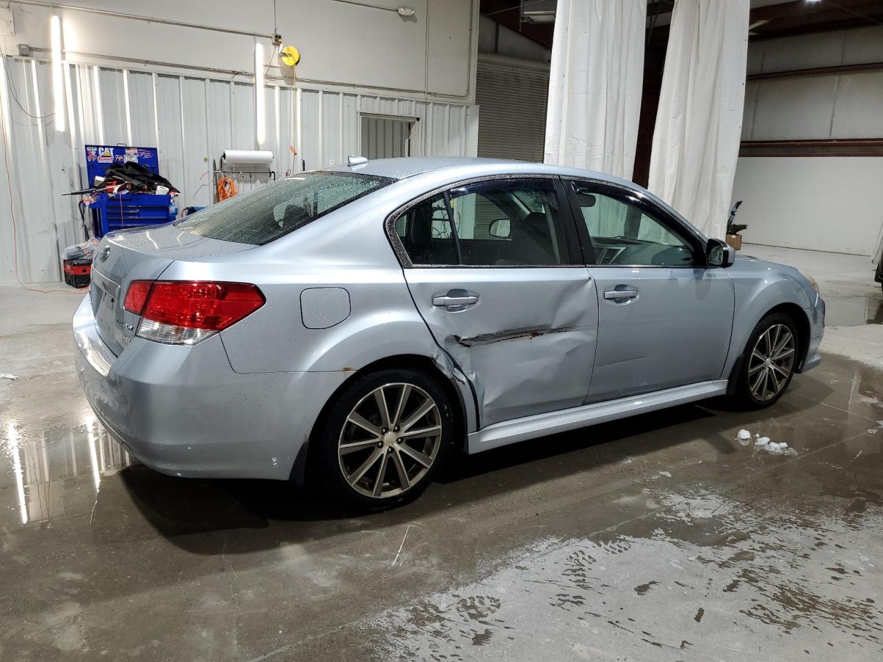 2014 Subaru Legacy - Image 3