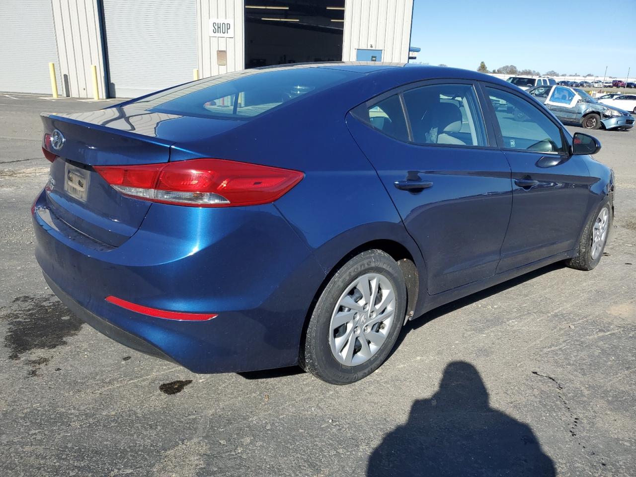 2018 Hyundai Elantra - Image 3