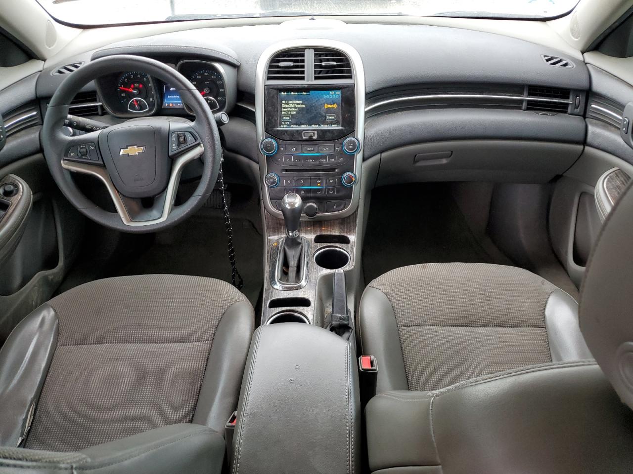 2016 Chevrolet Malibu - Image 8