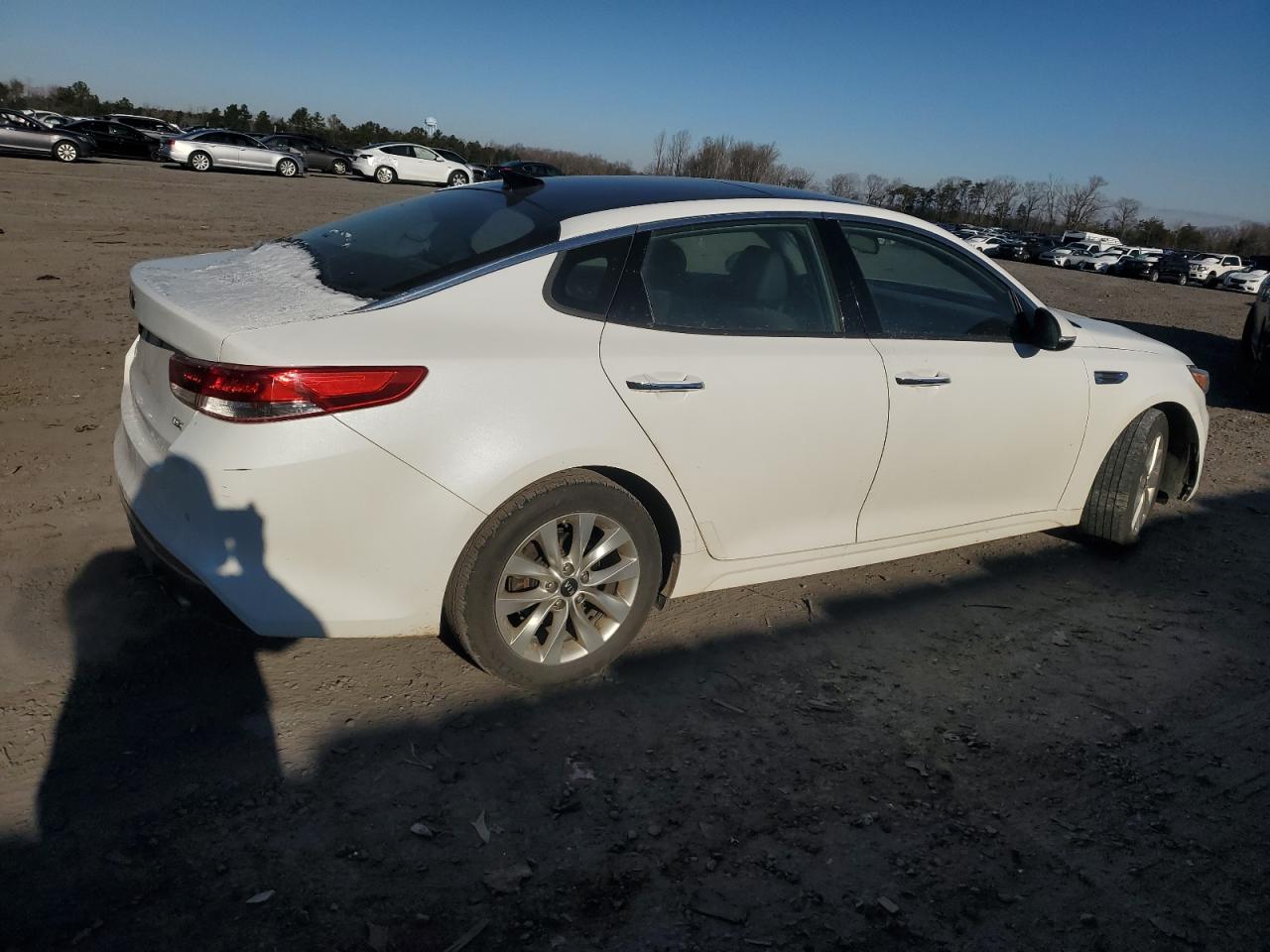 2017 Kia Optima - Image 3
