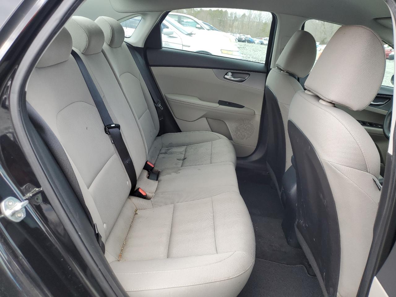 2019 Kia Forte - Image 11