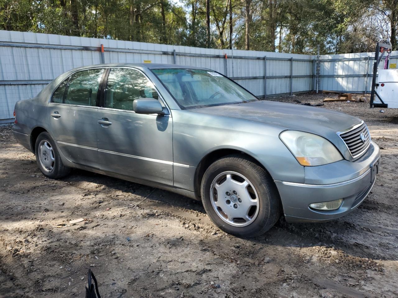 2002 Lexus LS - Image 4