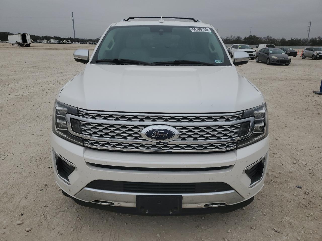 2018 Ford Expedition - Image 5