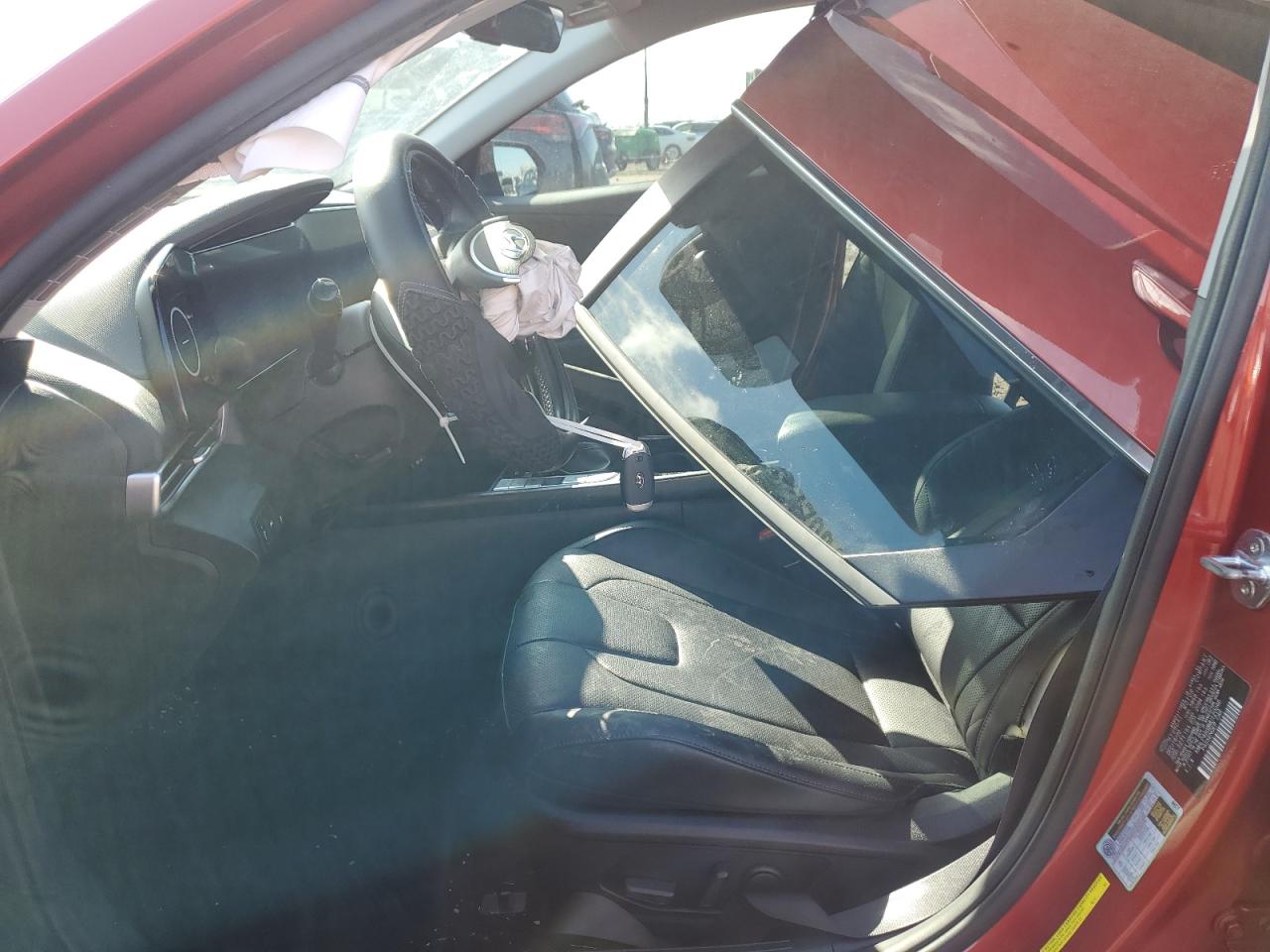 2021 Hyundai Elantra - Image 7