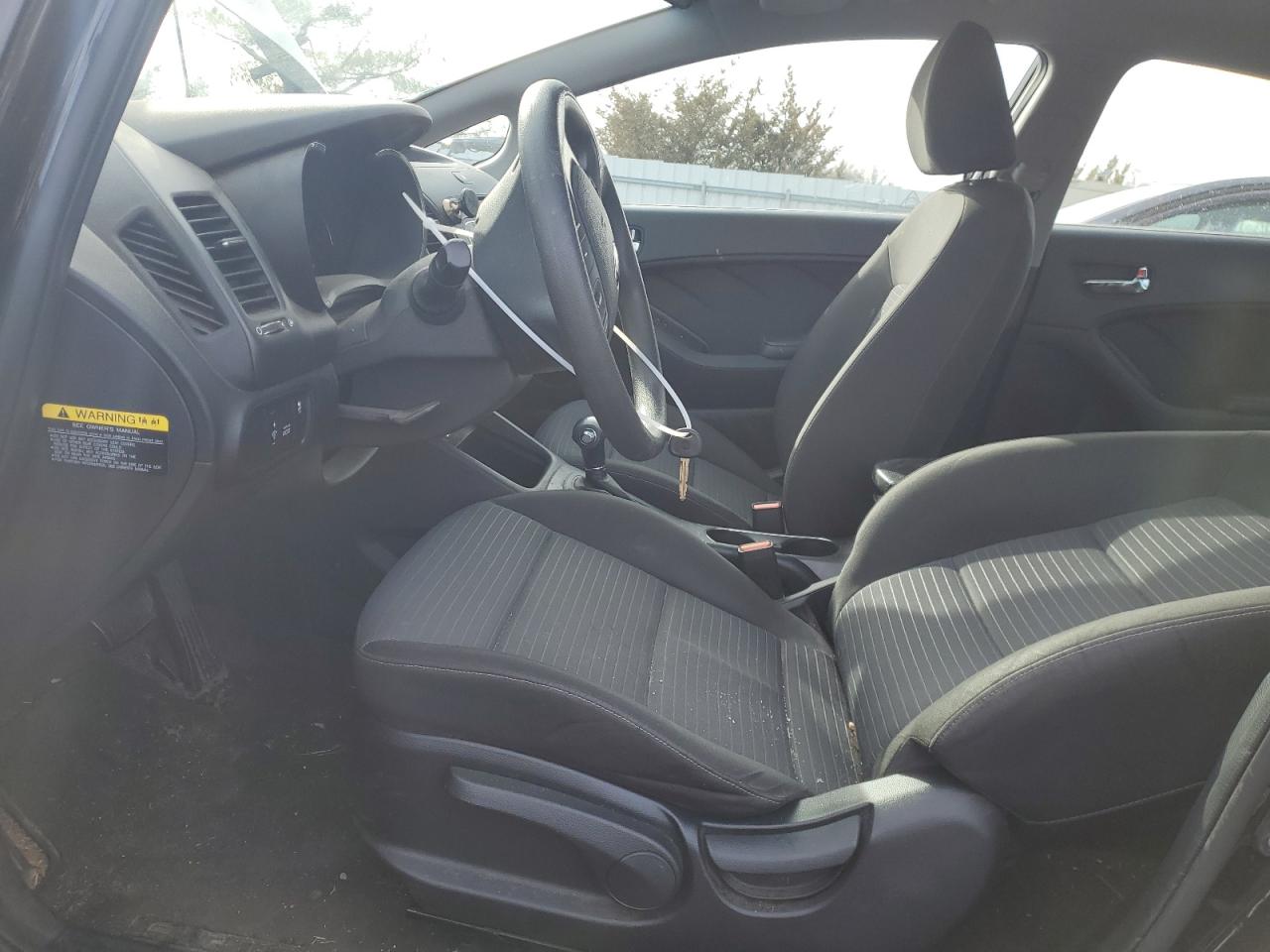 2016 Kia Forte - Image 7