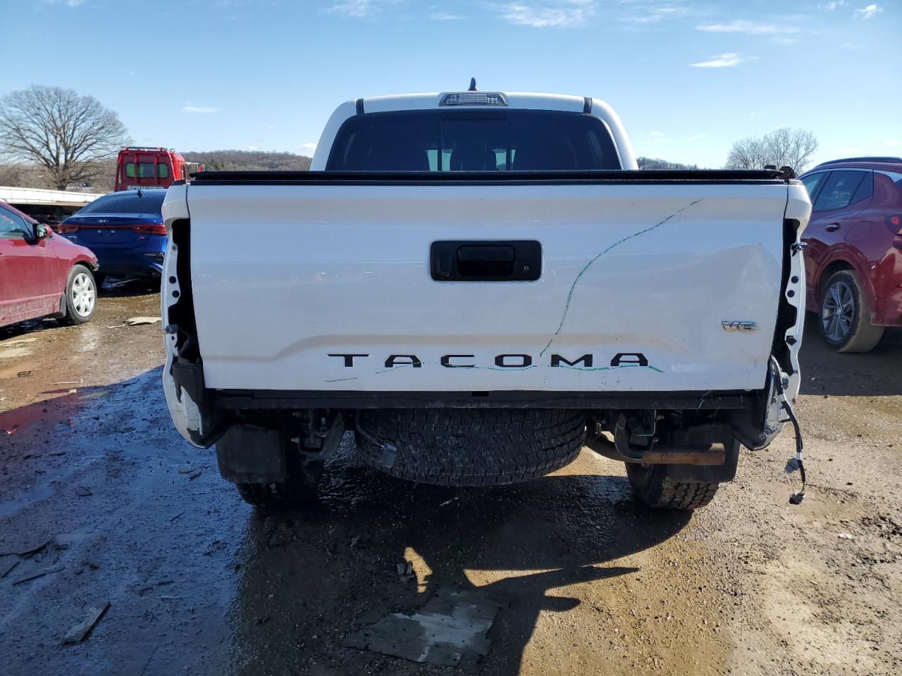 2020 Toyota Tacoma - Image 6