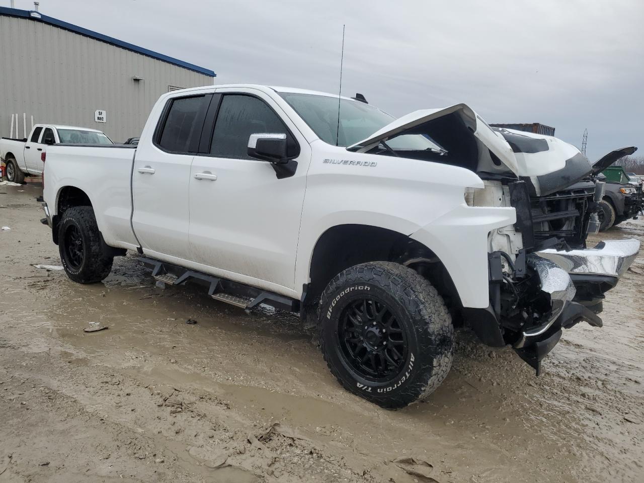 2020 Chevrolet Silverado - Image 4
