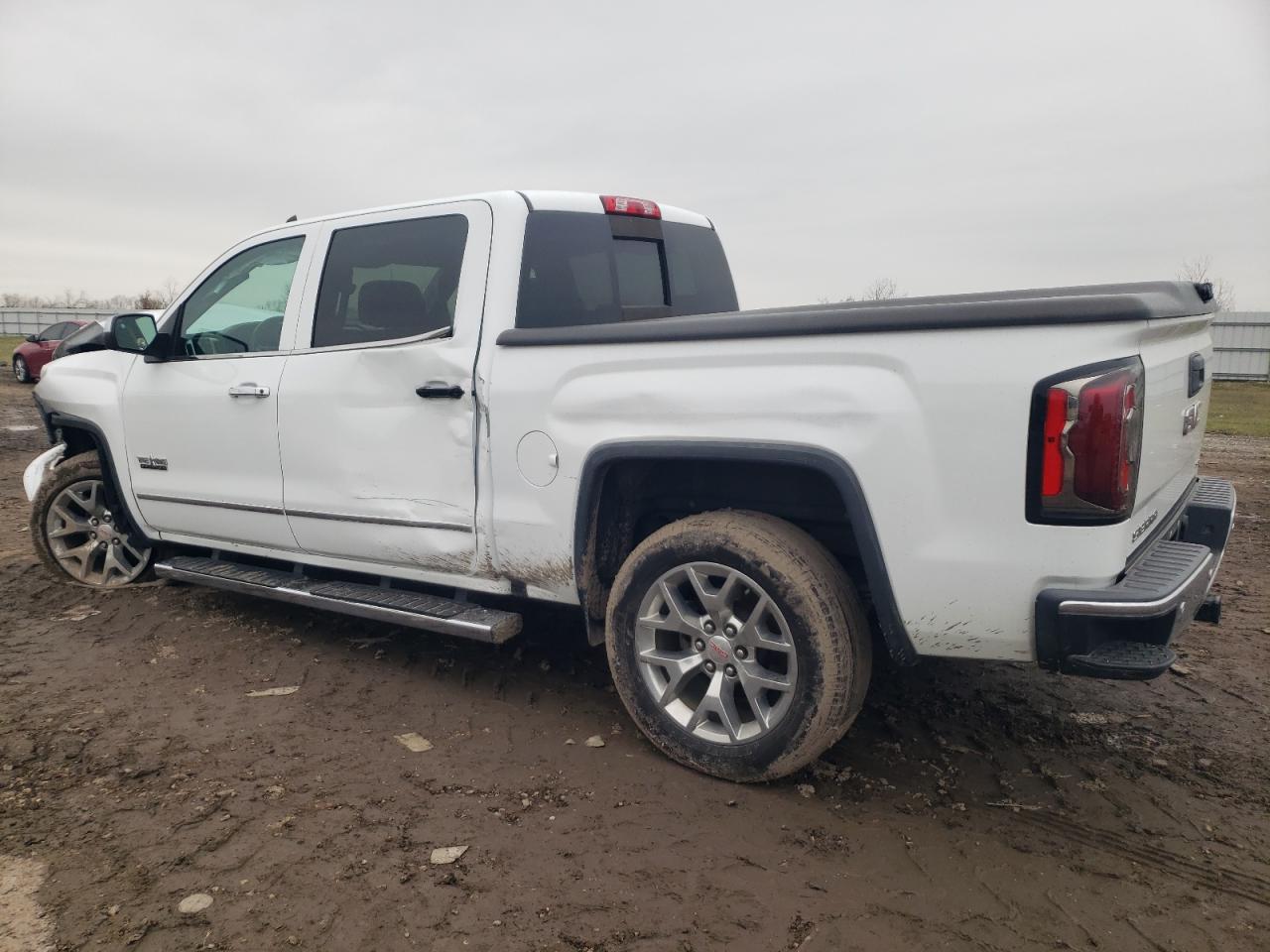 2018 GMC Sierra - Image 2