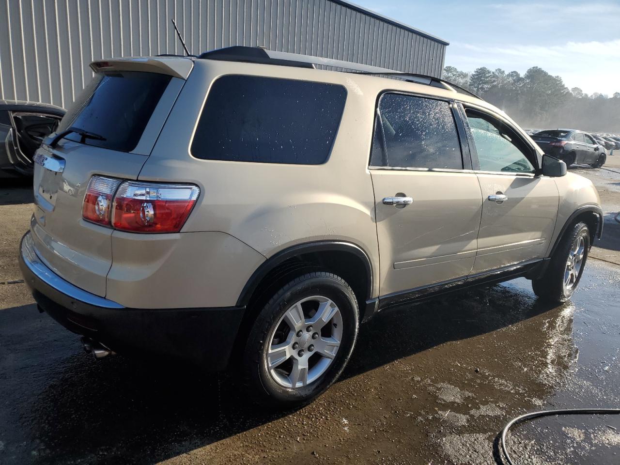 2011 GMC Acadia - Image 3