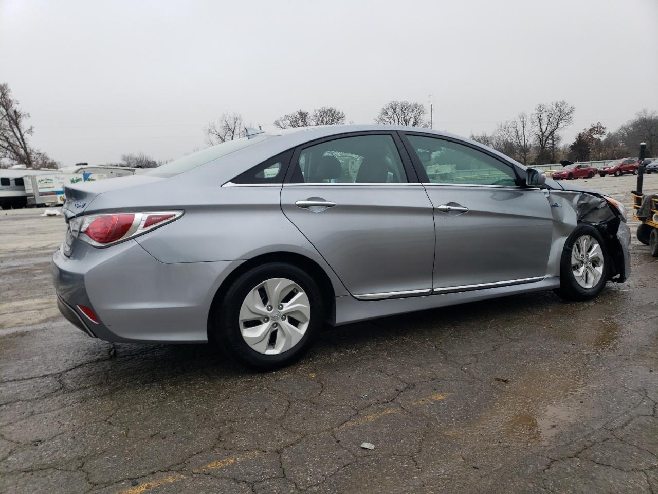 2015 Hyundai Sonata - Image 3