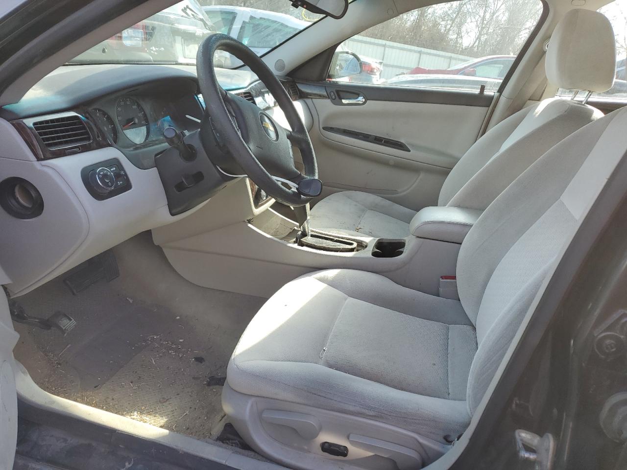 2015 Chevrolet Impala - Image 7
