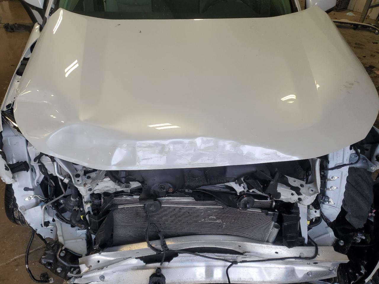 2024 Toyota RAV 4 - Image 12