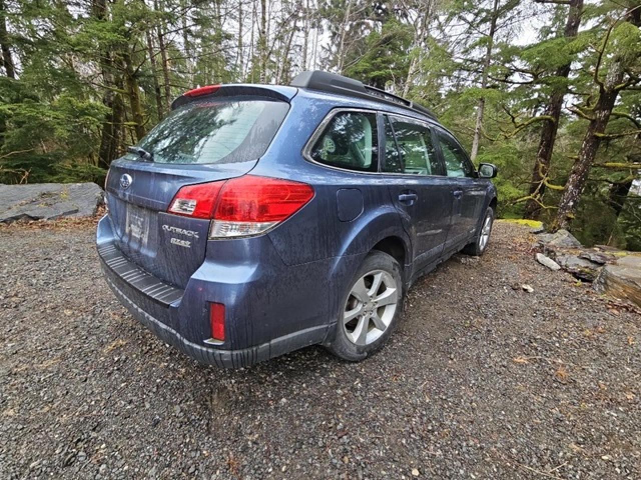 2014 Subaru Outback - Image 3