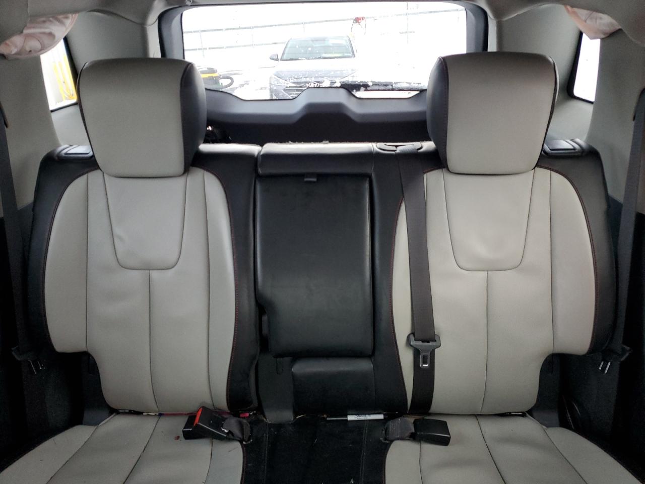 2011 GMC Terrain - Image 10