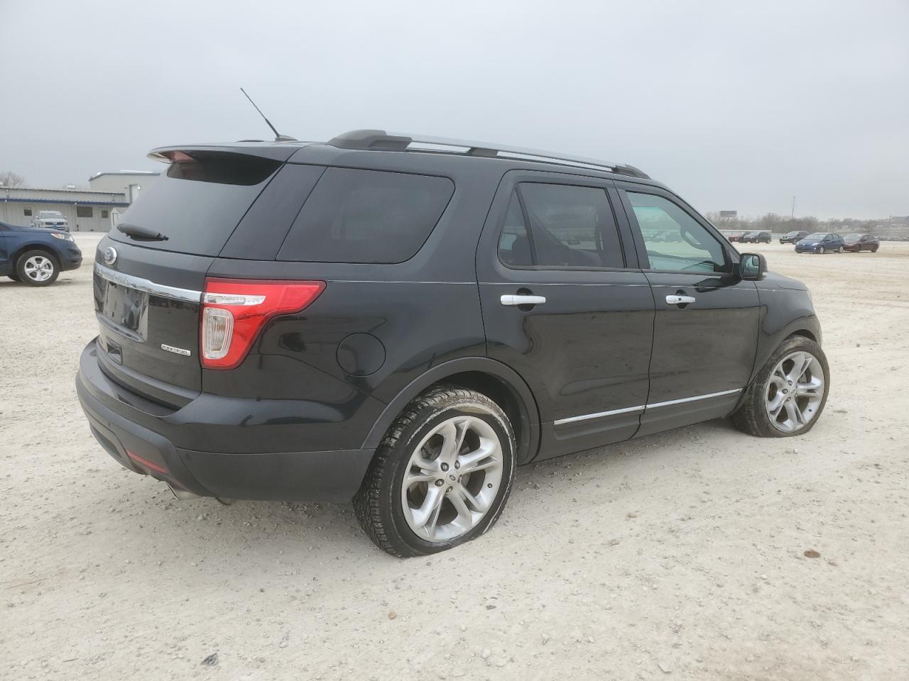 2013 Ford Explorer - Image 3
