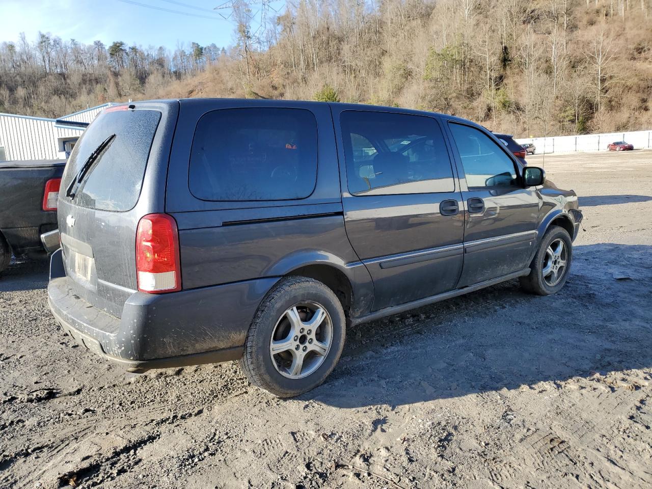 2008 Chevrolet Uplander - Image 3