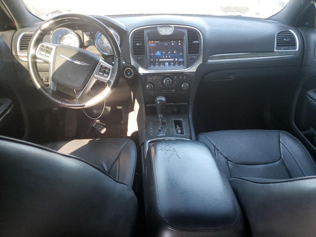 2012 Chrysler 300 - Image 8