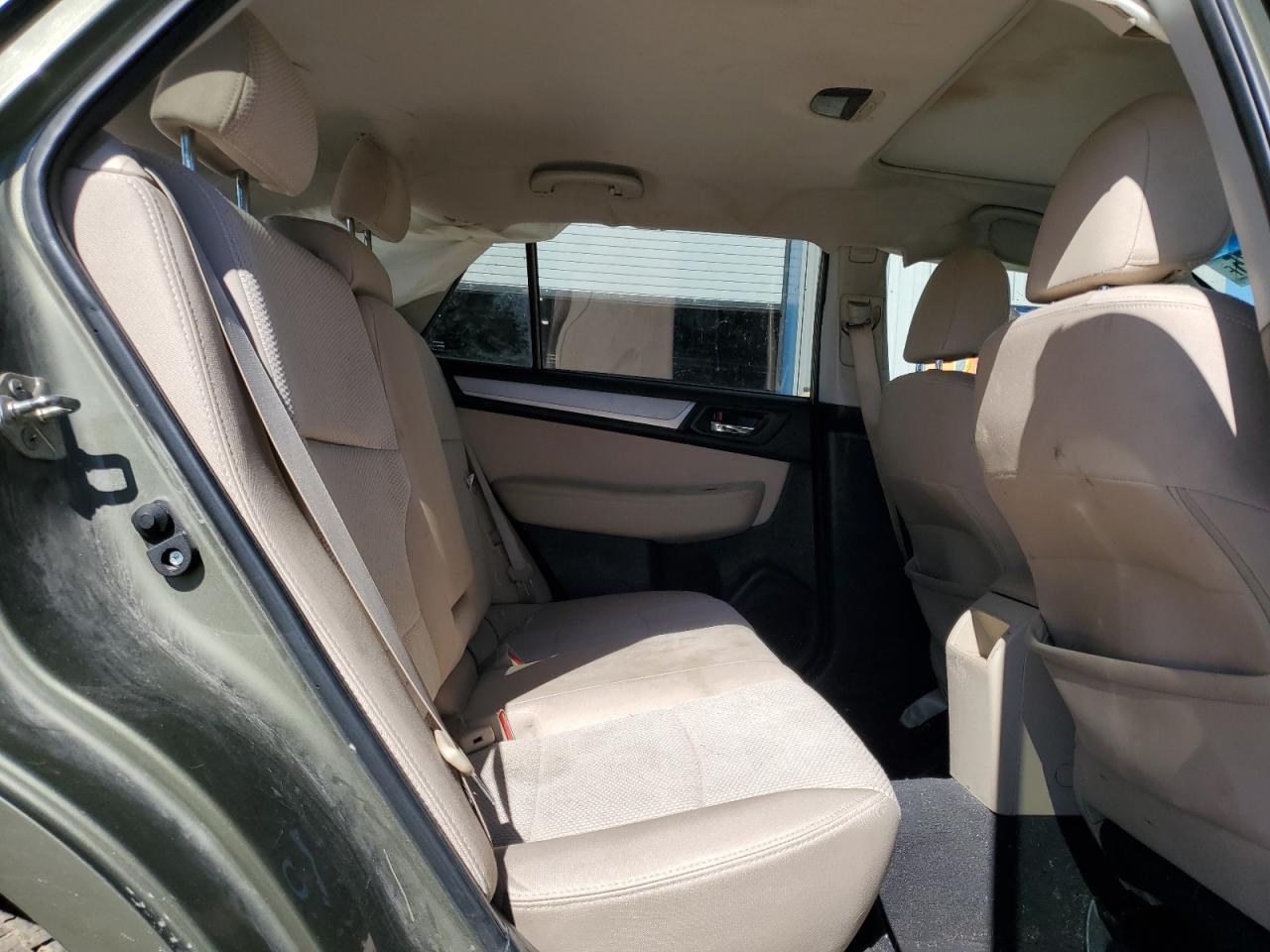 2015 Subaru Outback - Image 11