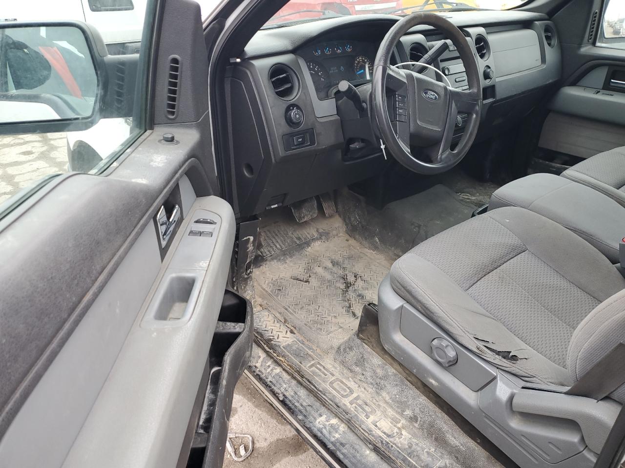 2013 Ford F-150 - Image 8