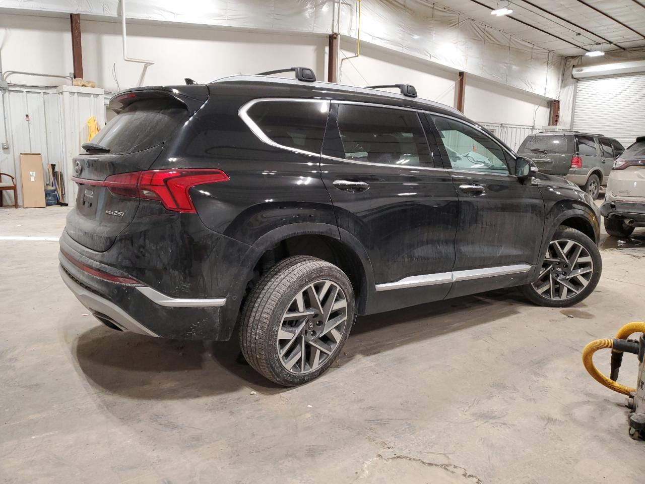 2022 Hyundai Santa Fe - Image 3