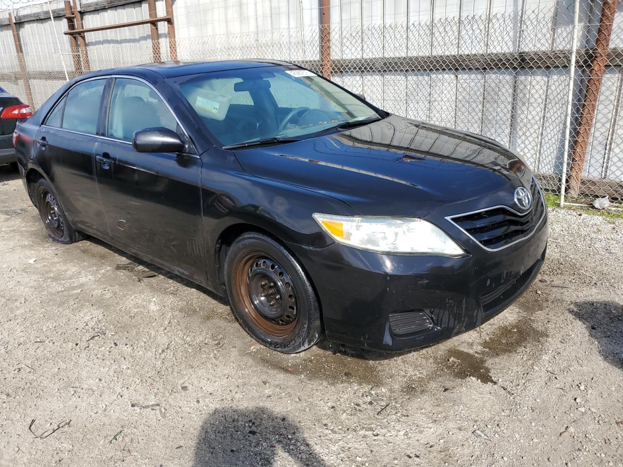 2010 Toyota Camry - Image 4