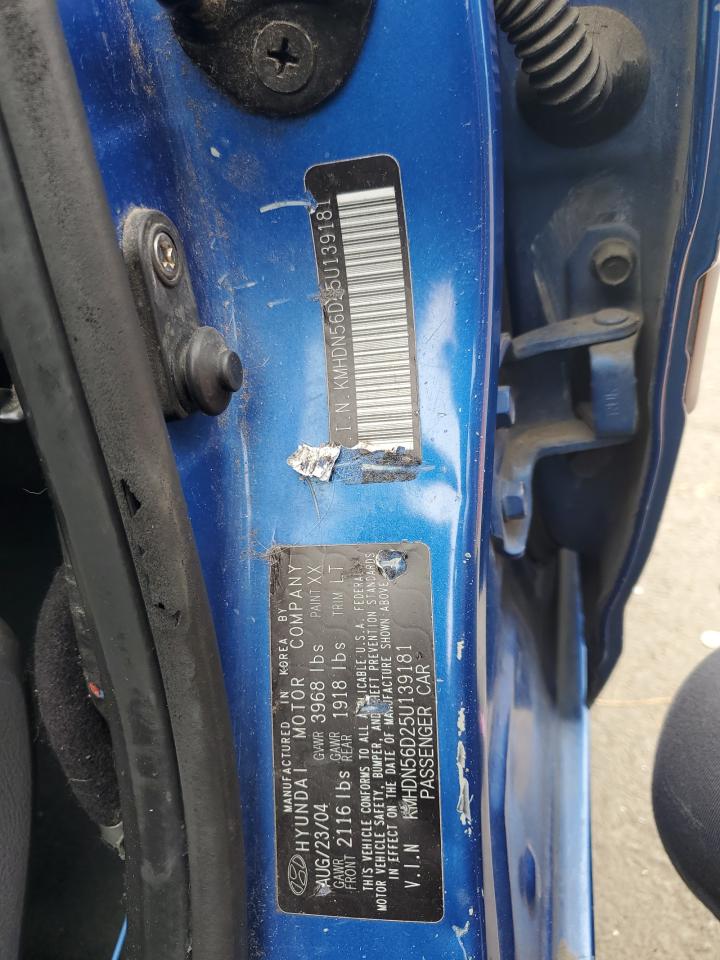 2005 Hyundai Elantra - Image 12