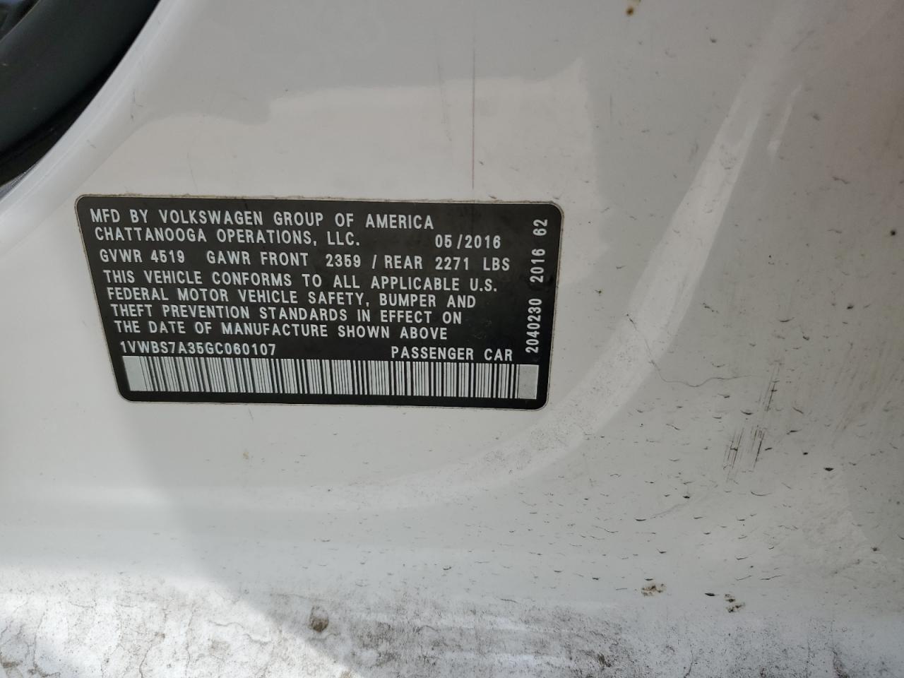 2016 Volkswagen Passat - Image 13