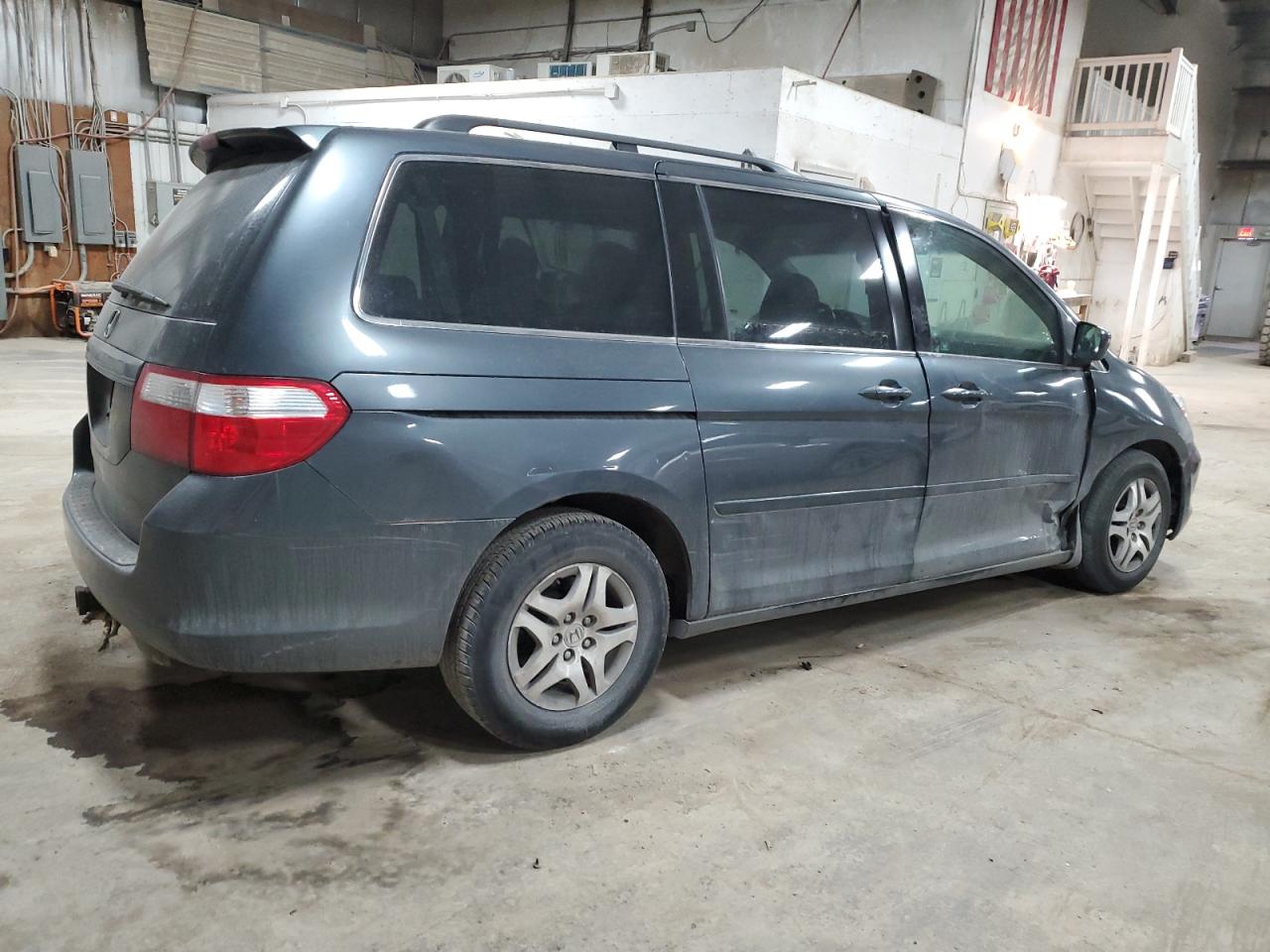 2006 Honda Odyssey - Image 3