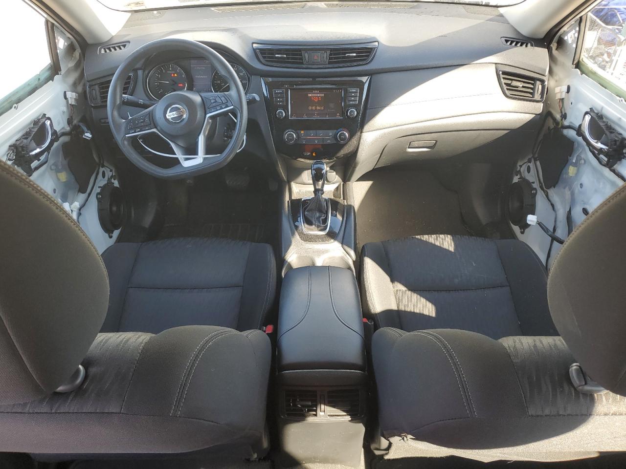 2018 Nissan Rogue - Image 8
