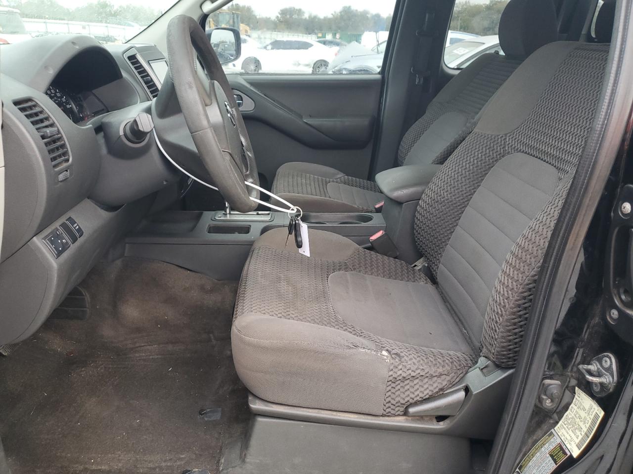 2010 Nissan Navara (Frontier) - Image 7