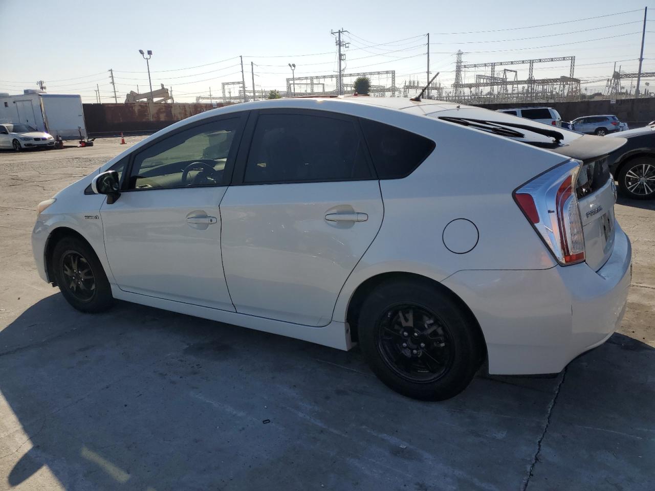 2015 Toyota Prius - Image 2
