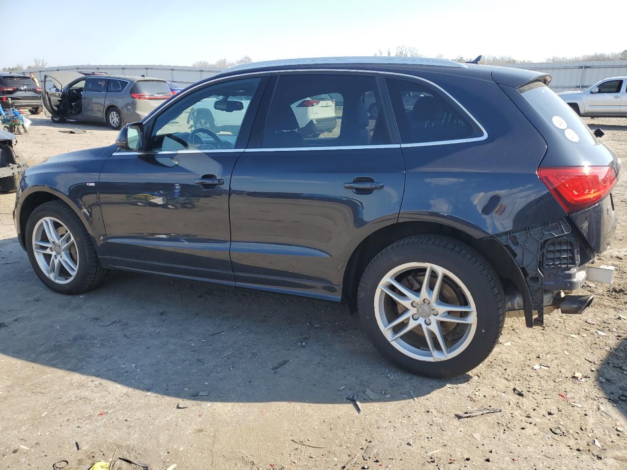 2014 Audi Q5 - Image 2