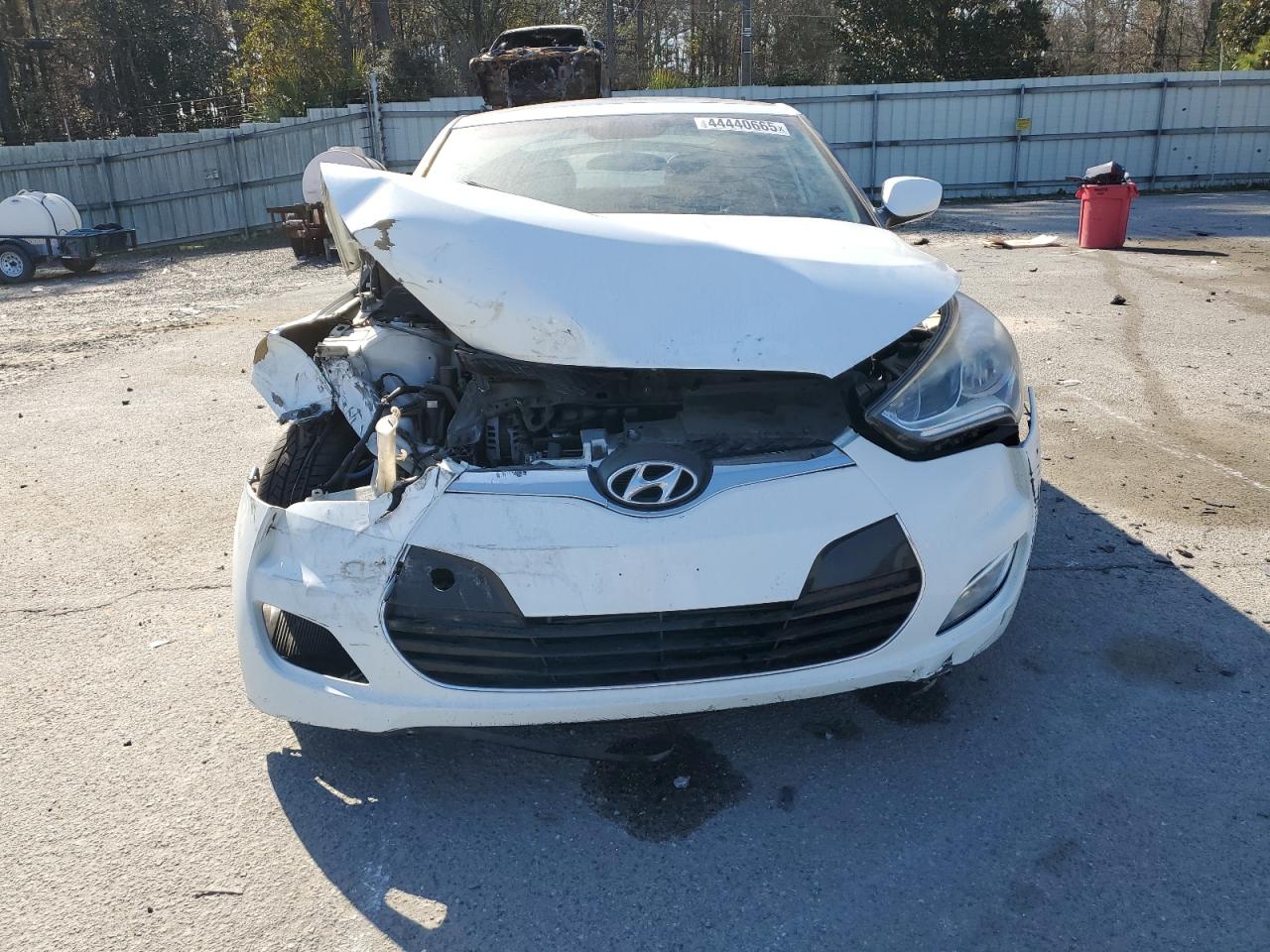 2012 Hyundai Veloster - Image 5