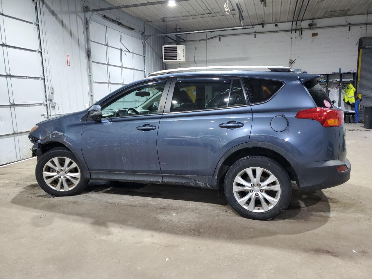 2013 Toyota RAV 4 - Image 2