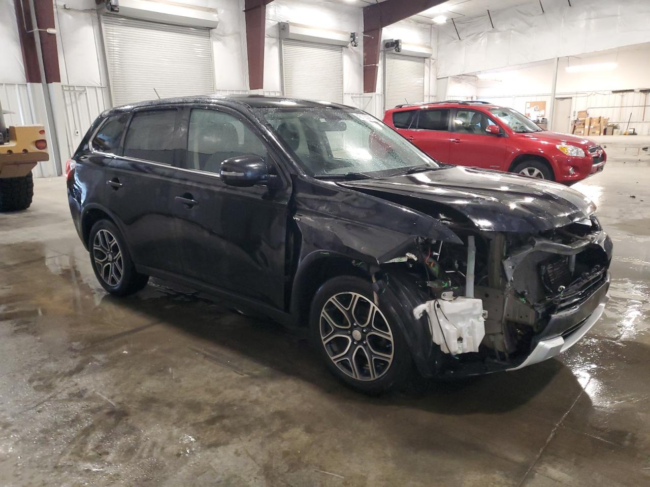 2015 Mitsubishi Outlander - Image 4