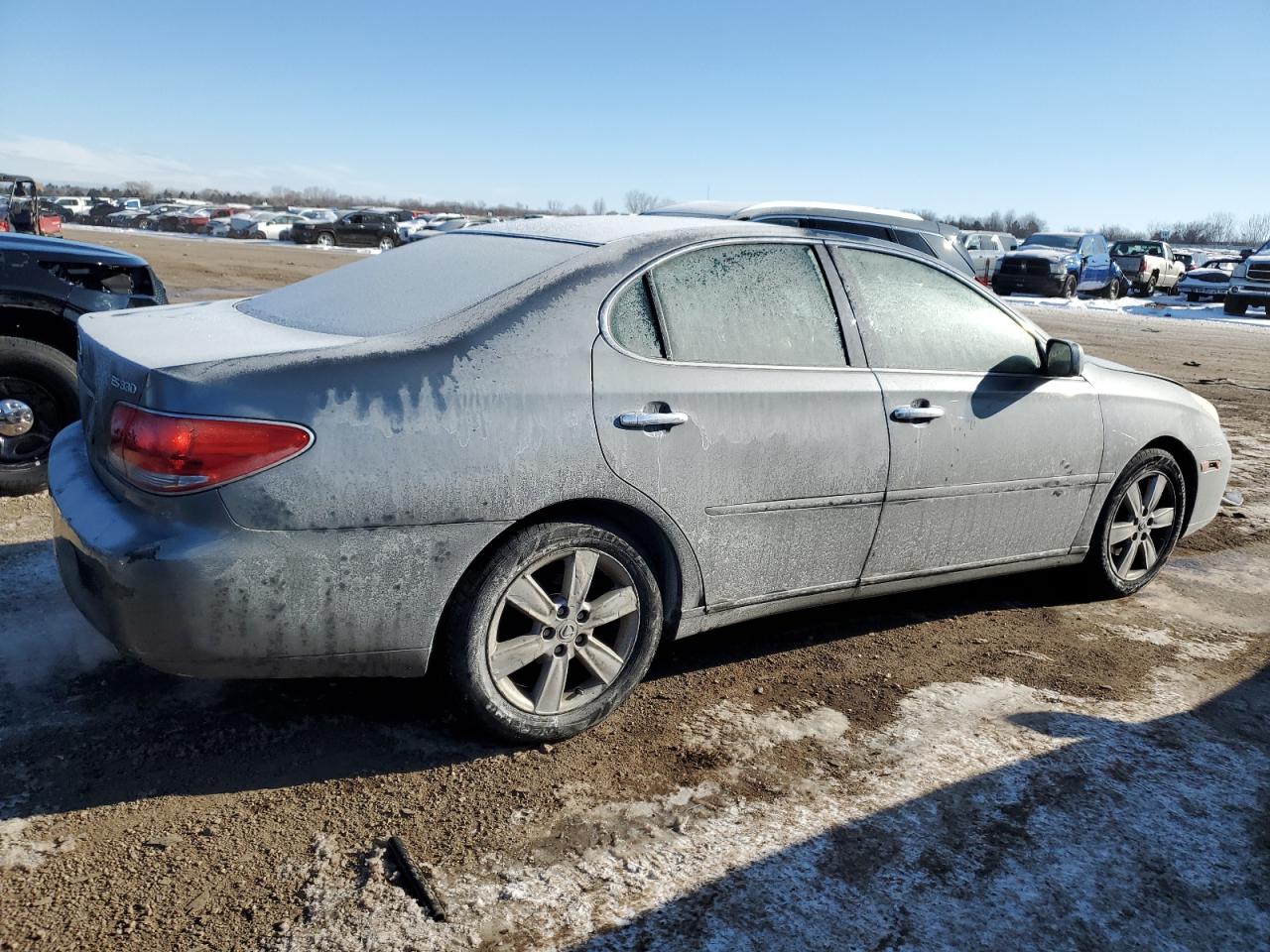 2005 Lexus ES - Image 3