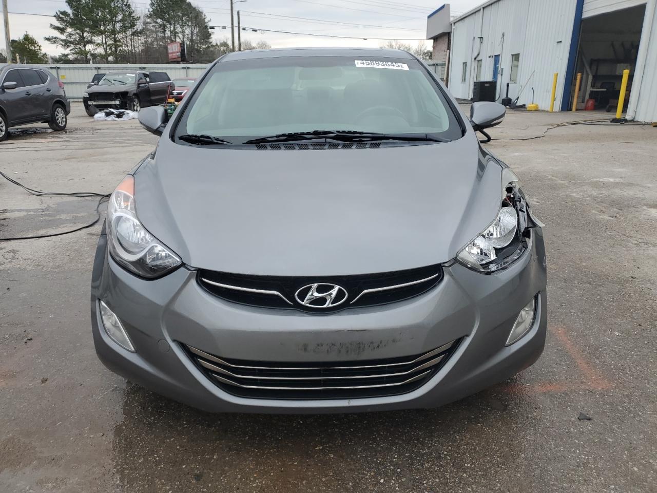 2013 Hyundai Elantra - Image 5