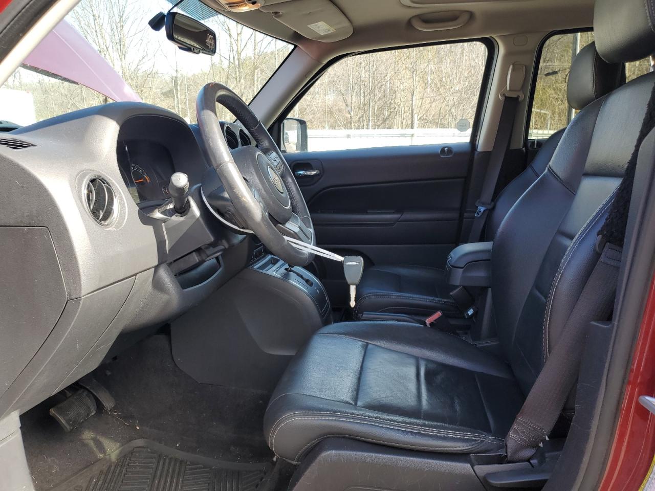 2017 Jeep Liberty (Patriot) - Image 7