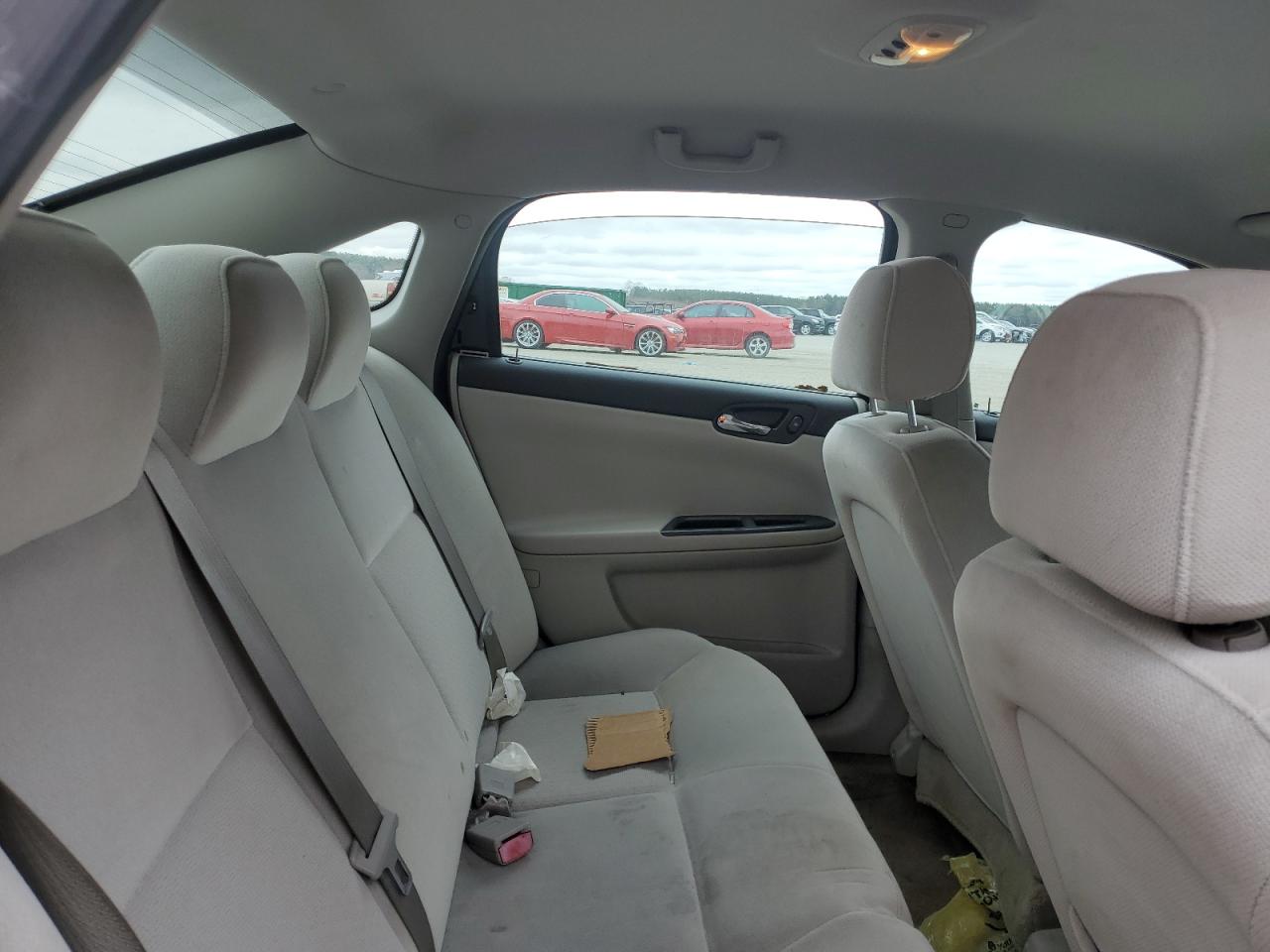 2007 Chevrolet Impala - Image 10