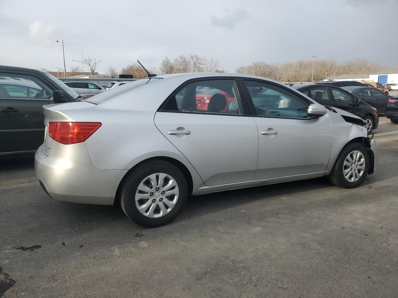 2010 Kia Forte - Image 3