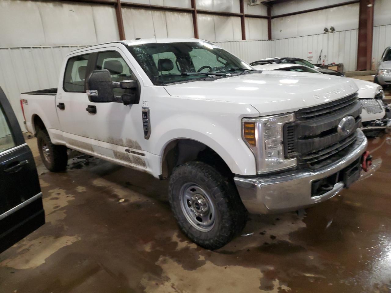 2019 Ford F250 - Image 4