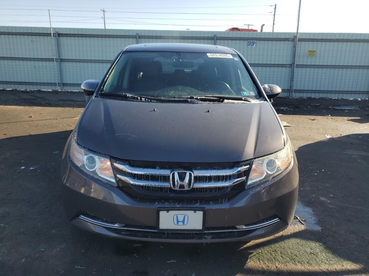 2015 Honda Odyssey - Image 5