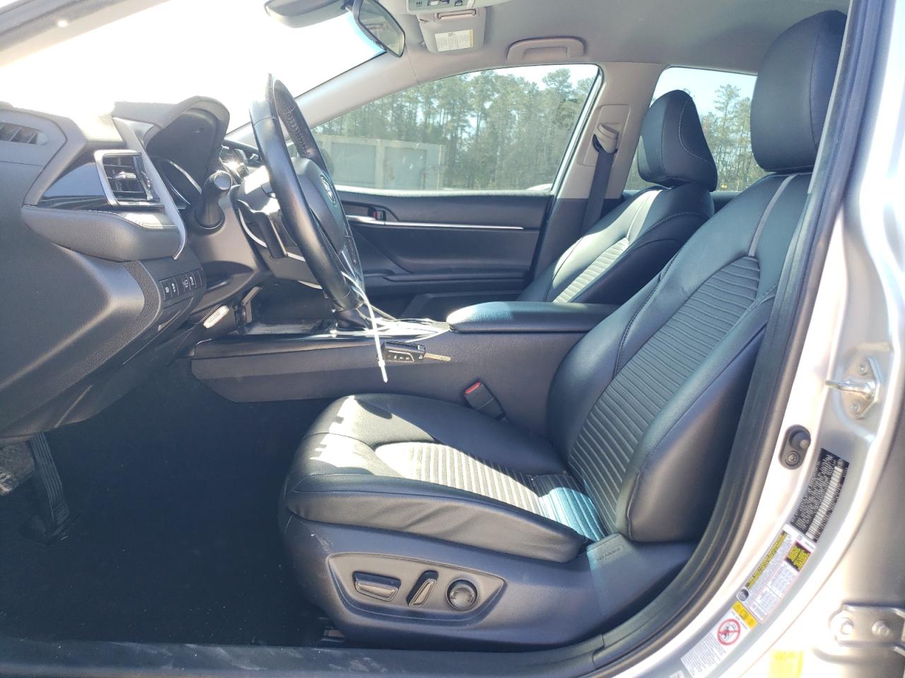 2019 Toyota Camry - Image 7