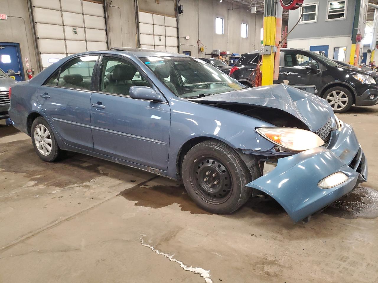 2004 Toyota Camry - Image 4